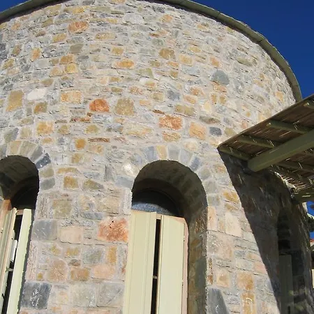 Rotunda In Alonissos Old Town Villa